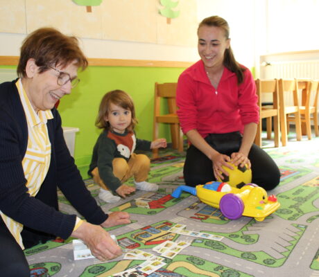 Eltern-Kind-Gruppe für Ukrainer*innen in St. Heinrich