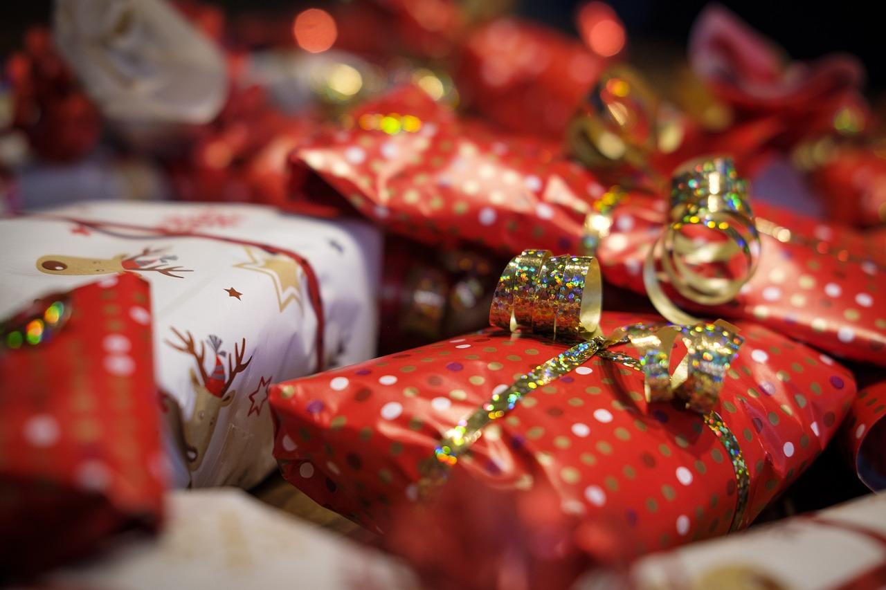 Weihnachtsspende von Rotary Erlangen Schloss für die Familienpatenschaften
